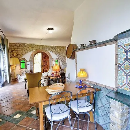Apartment Belvedere Sleeps 2 Wifi