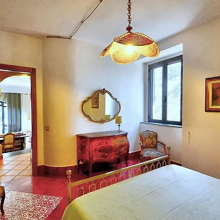 Apartment Belvedere Sleeps 2 Wifi