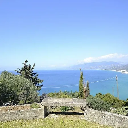 Belvedere Sleeps 2 Wifi Apartment